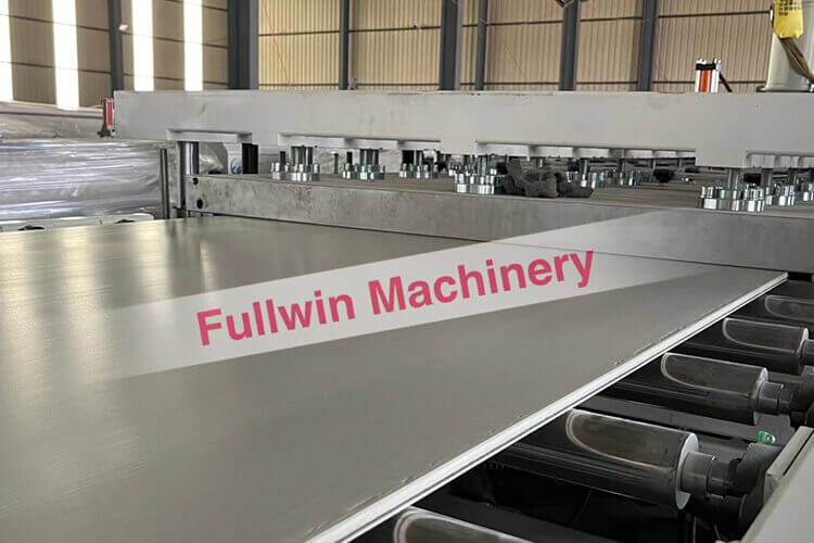 PP Hollow Construction Board Machine